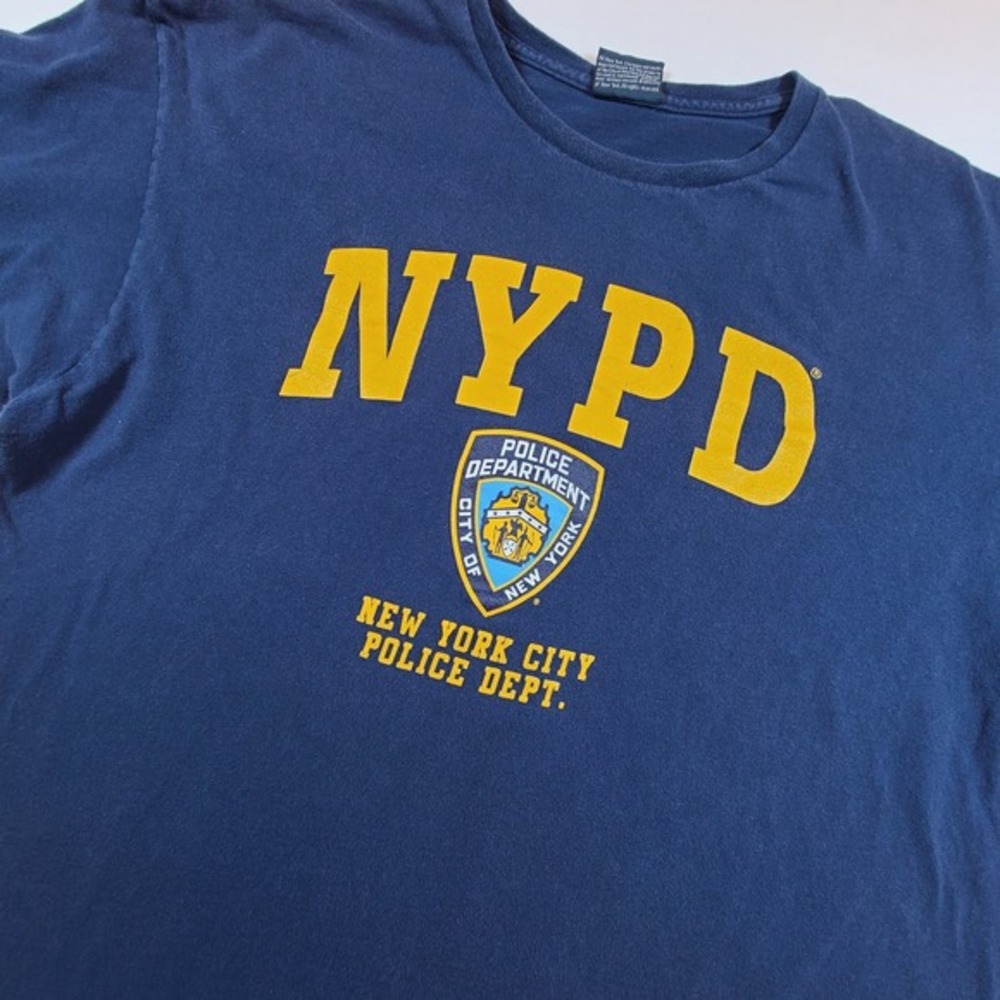 NYPD‎ T-Shirt New York City Police Department Graphic Tee Blue Vintage